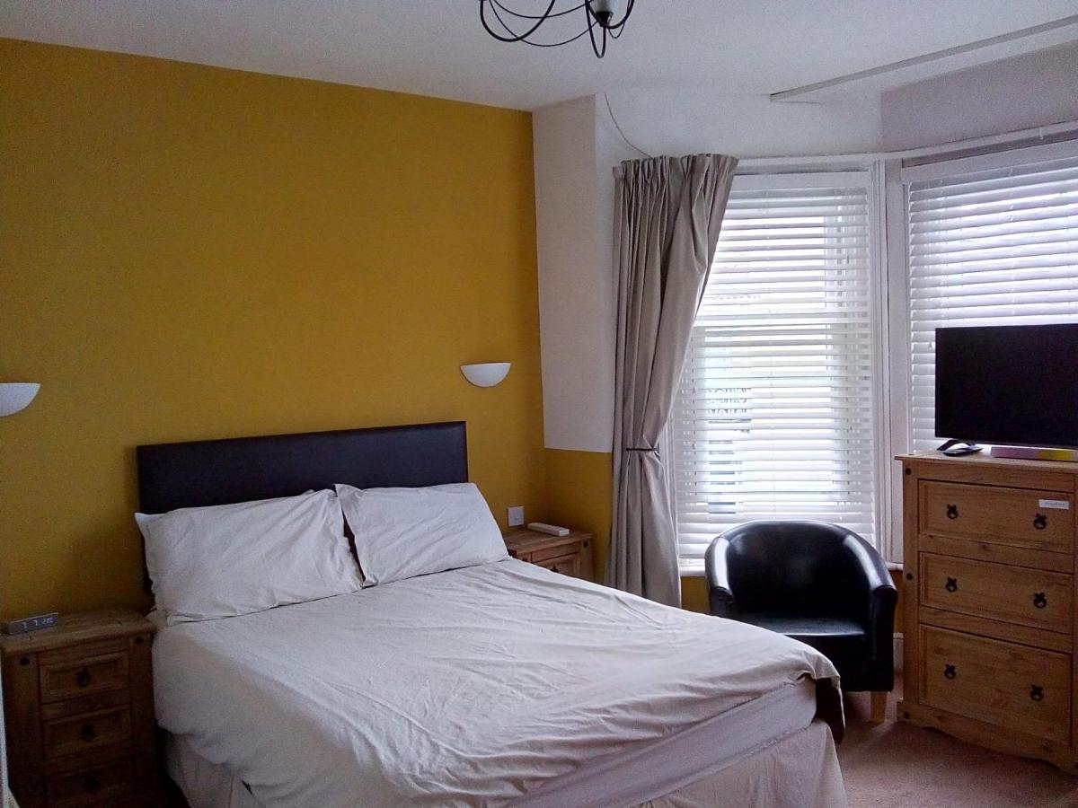 Seamore Guest House Great Yarmouth Bagian luar foto