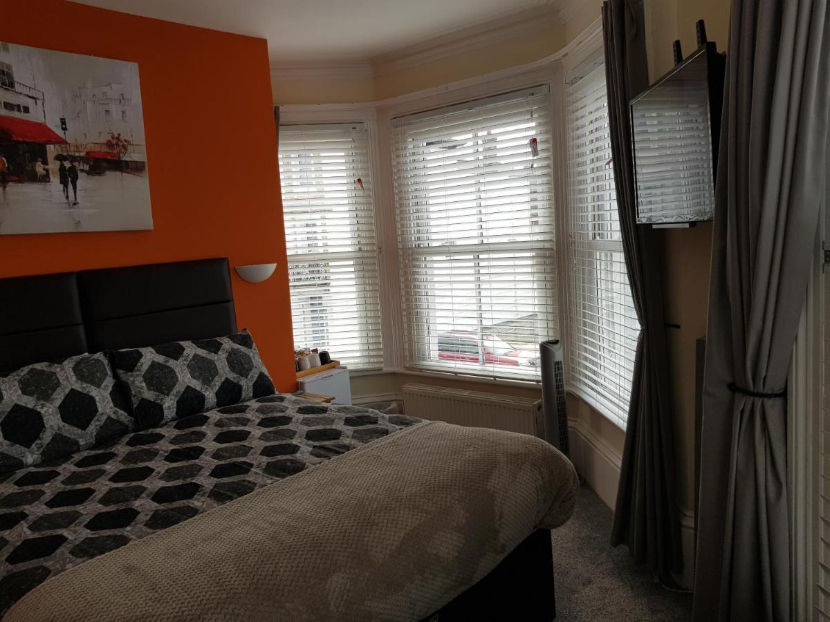 Seamore Guest House Great Yarmouth Bagian luar foto