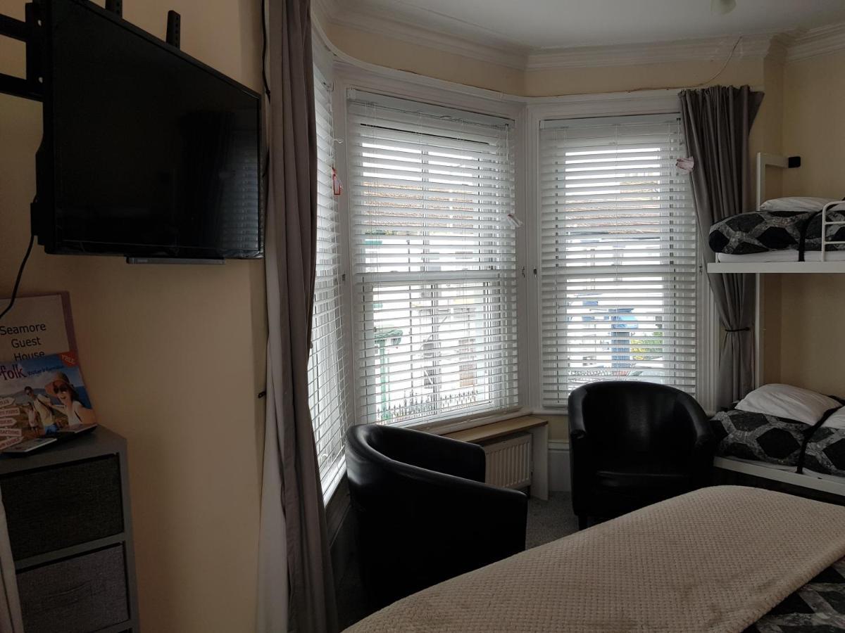 Seamore Guest House Great Yarmouth Bagian luar foto