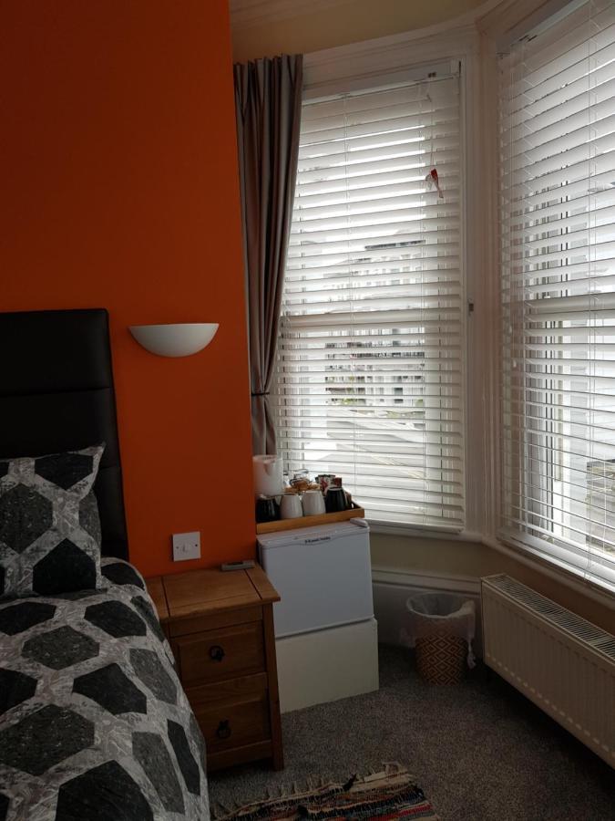 Seamore Guest House Great Yarmouth Bagian luar foto