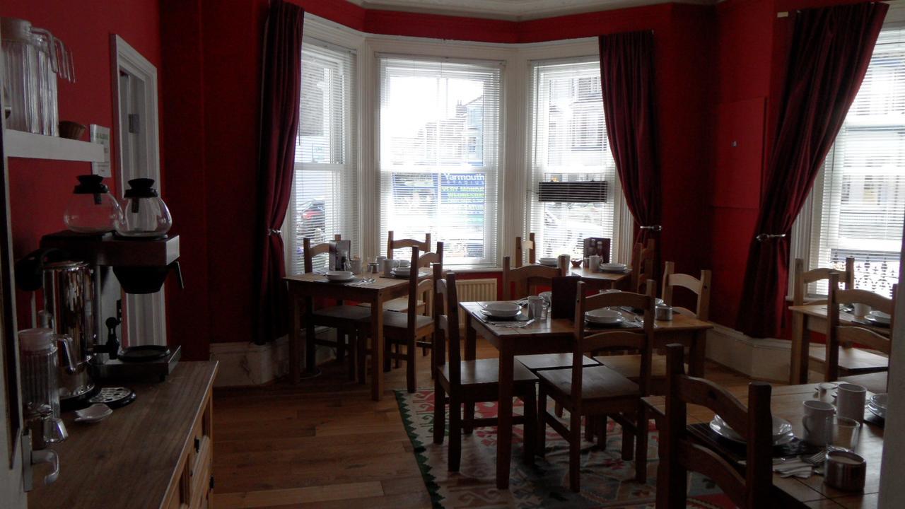 Seamore Guest House Great Yarmouth Bagian luar foto